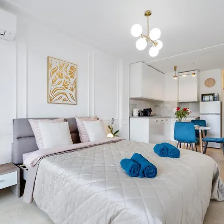 Studio Elegant Avec Balcon Proche Mer Et Tramway Nice Buitenkant foto